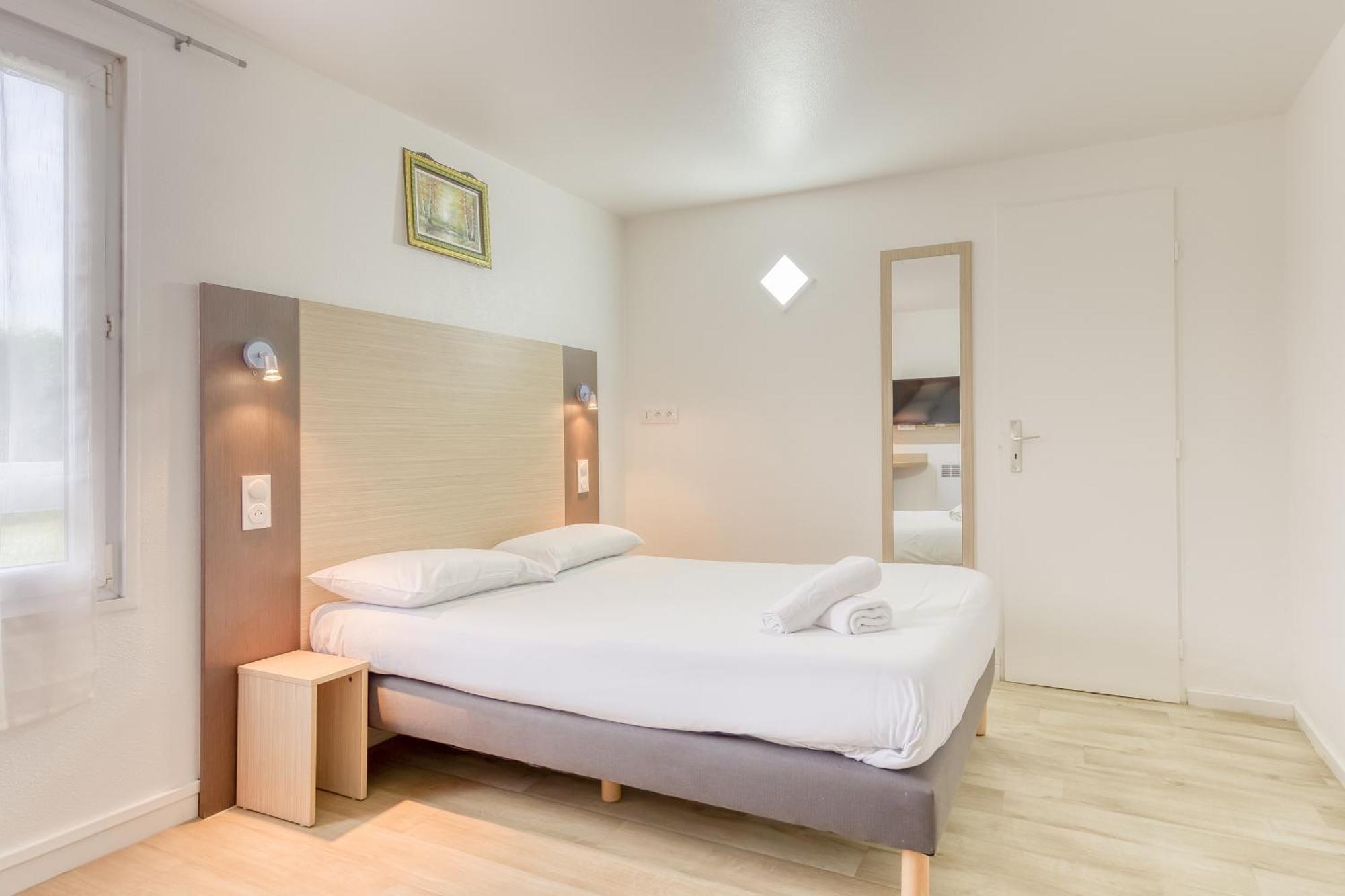 Fasthotel Roissy Cdg Sud - Claye Souilly ภายนอก รูปภาพ